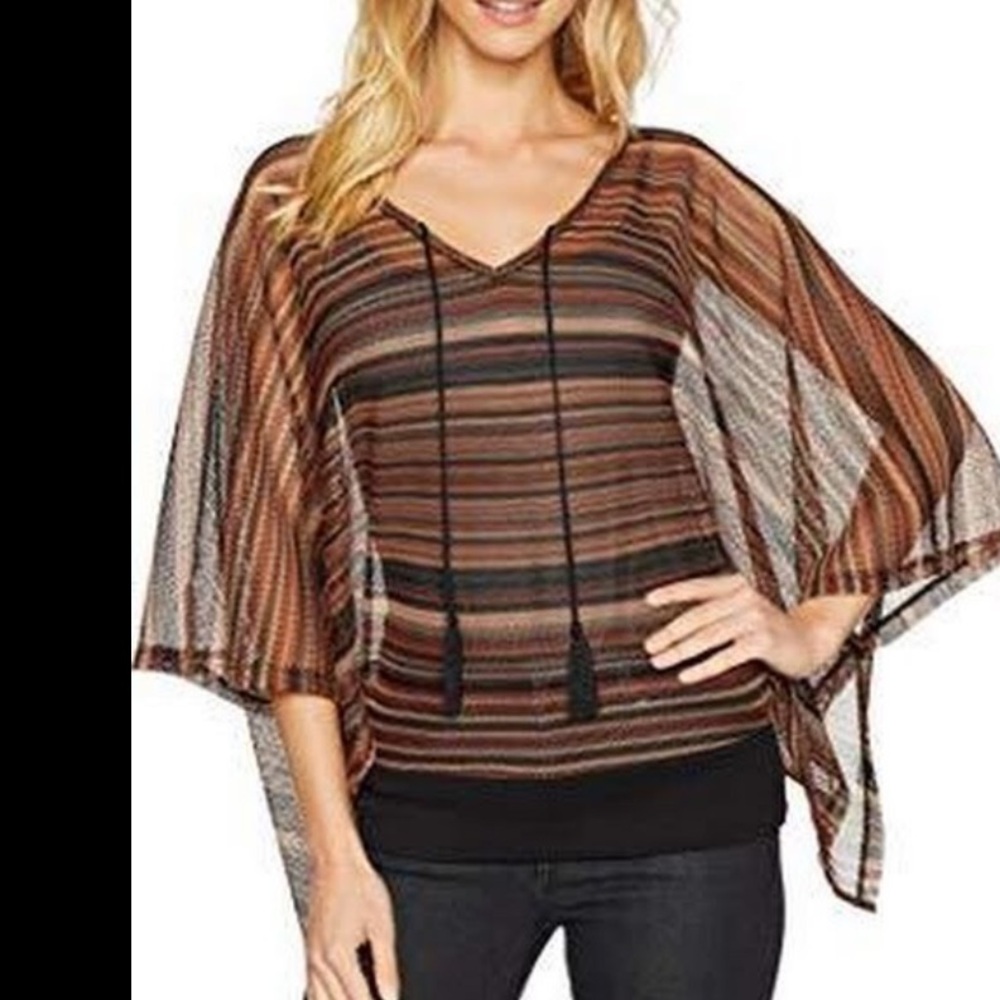 Sanctuary Multicolor Knit Top
New without tag